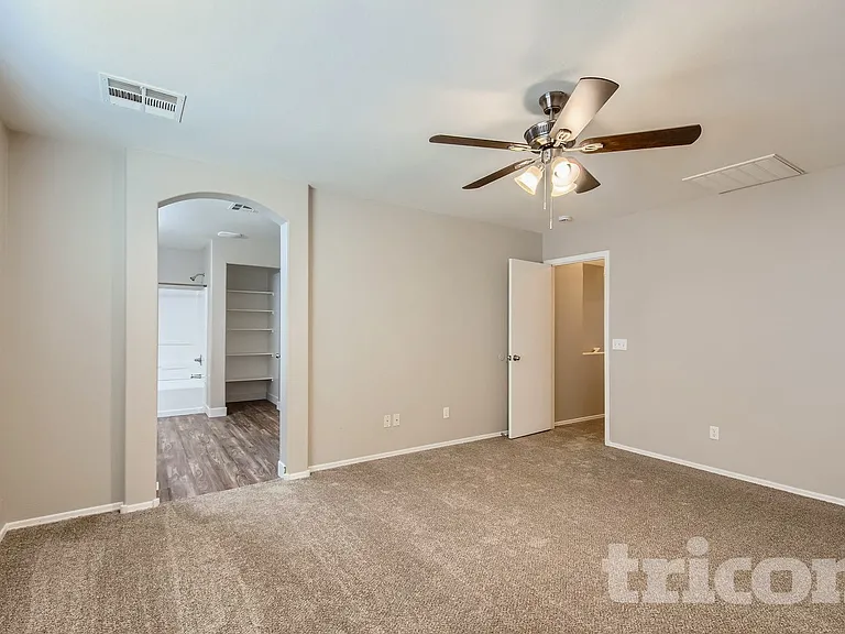 13301 E Primrose Ln — Photo 13