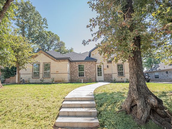 2nd image of 1408 Spinnaker Ln