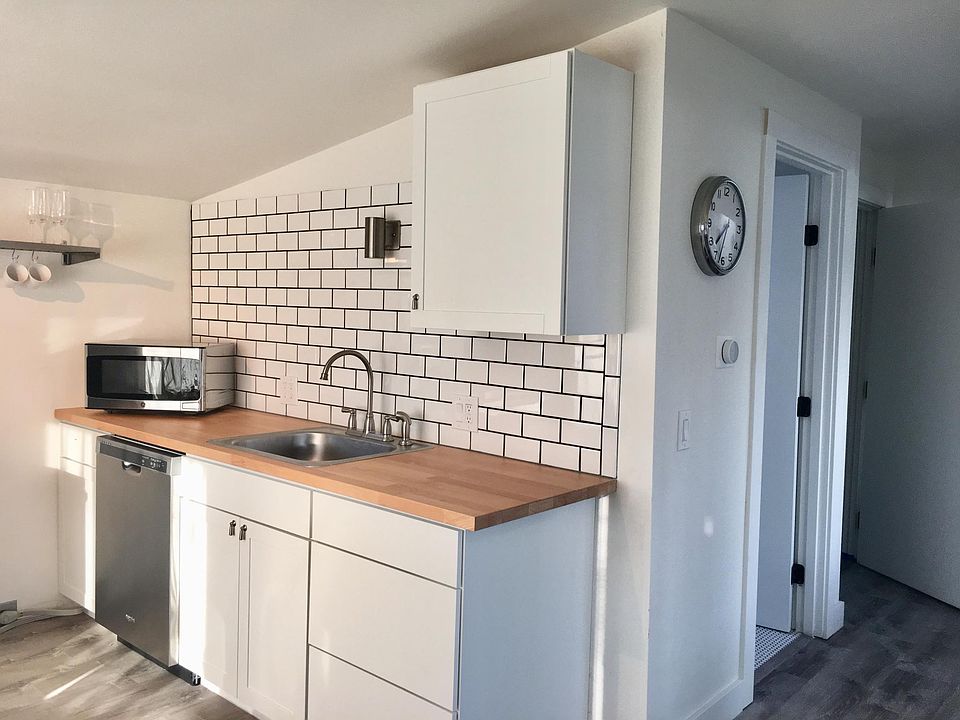 1st image of 108 McLeod Alley