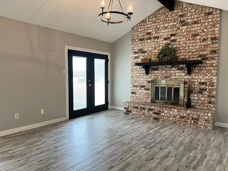 202 S Sendero Dr — Photo 11