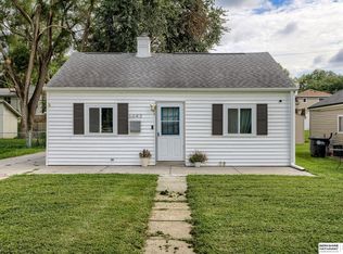 6643 Hamilton St, Omaha, NE 68132