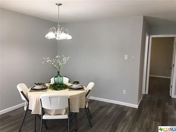 3rd image of 3113 Chisholm Trl