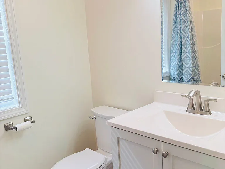 47 Russell St — Photo 21