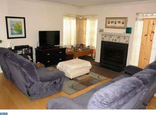 265 Andover Pl, Robbinsville, NJ 08691