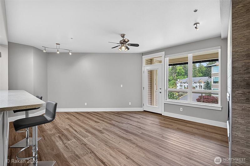 2nd image of 1416 Lindsay Loop #306