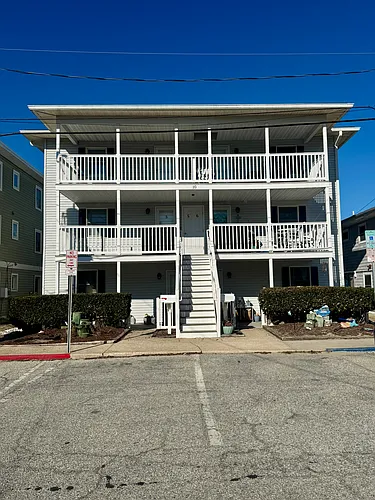 10 43rd St #5 Photo 1