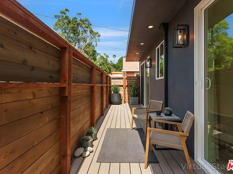 1405 N Coronado St — Photo 11