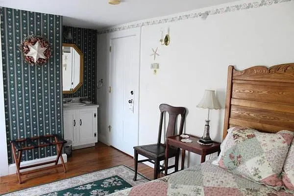 6 Portland Ave #2 — Photo 5