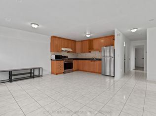 2922 Islington Ave #3, Toronto, ON M9L 2K4