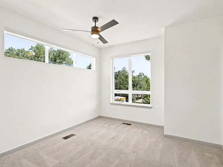 University Hills Townhomes — Photo 59