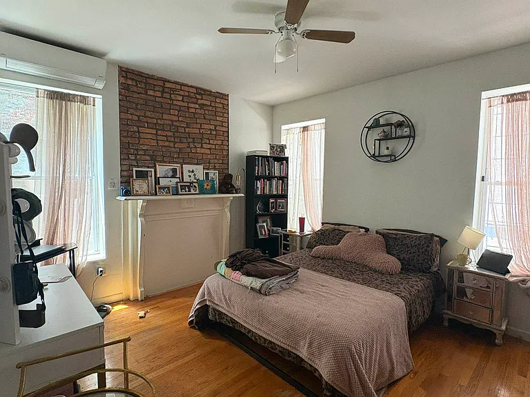 716 Franklin Ave #1A — Photo 1