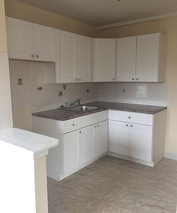 4th image of 6161 N Hoyne Ave APT 302