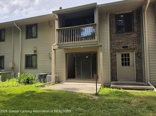 1715 Maple Rdg APT 4, Haslett, MI 48840