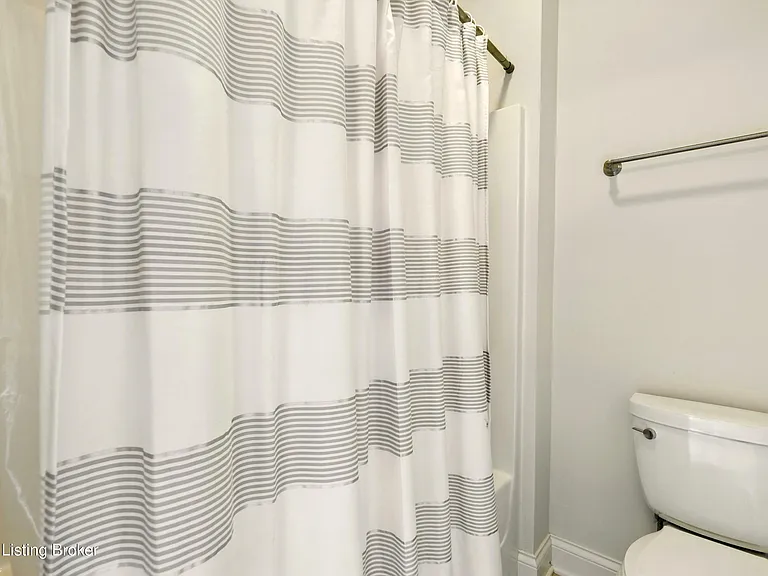 8707 Featherbell Blvd — Photo 33