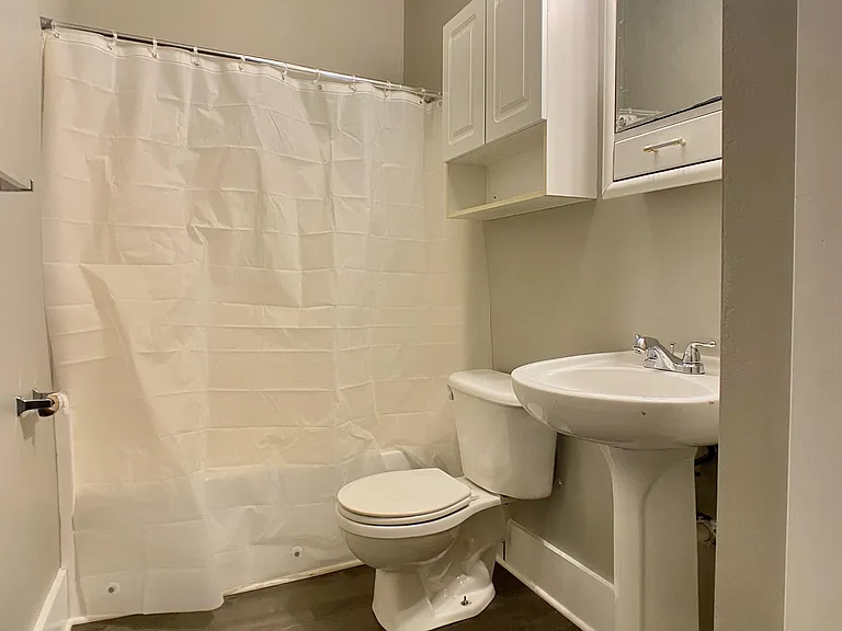 820 S Minnesota Ave #4 — Photo 6