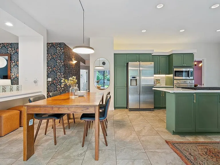 116 Parkside Dr — Photo 5