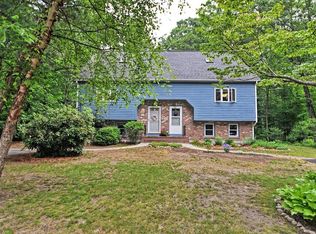 1 Amvet Dr #B, Plainville, MA 02762