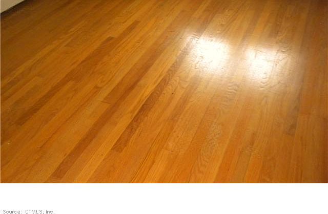 2nd image of 21 Melville Ave