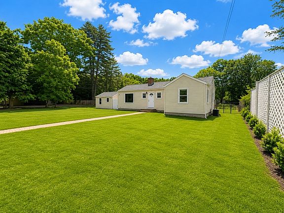 2nd image of 2 Millwood Cir