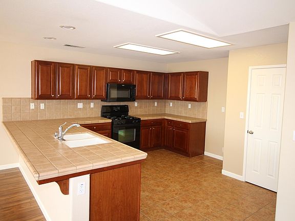 2nd image of 6056 E Sussex Way