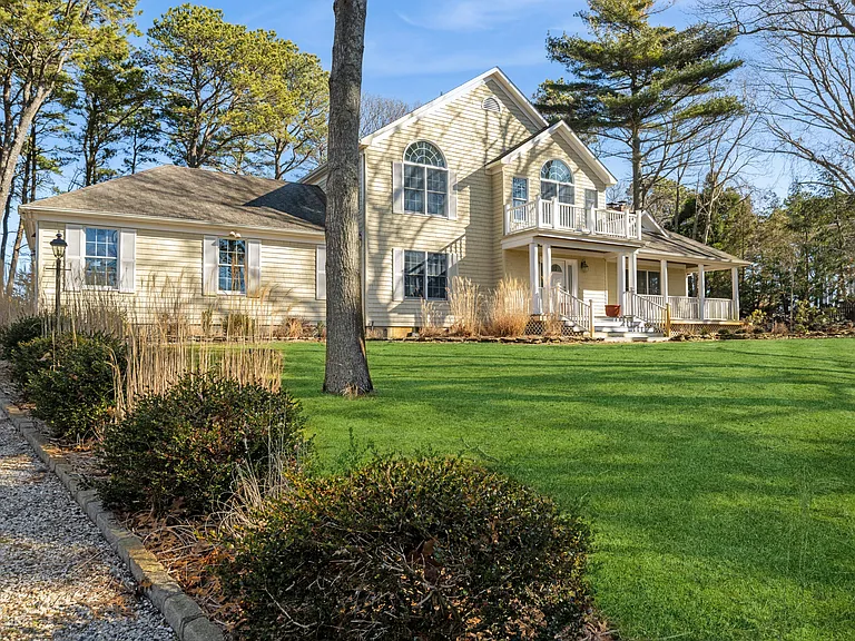 8 Duckwood Ln — Photo 4