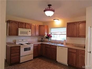 4th image of 5555 Homeward Ln