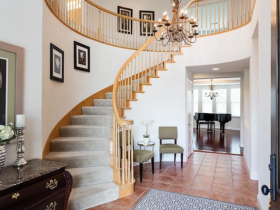 4th image of 5519 Sugarloaf Ct