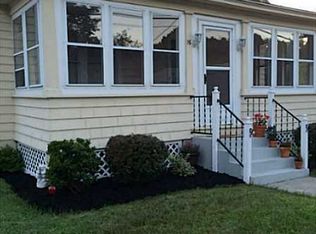 16 Locust St, Providence, RI 02906