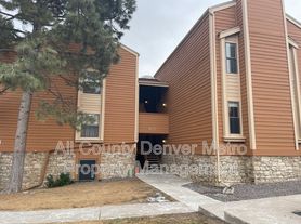 4292 S Salida Way, Aurora, CO
