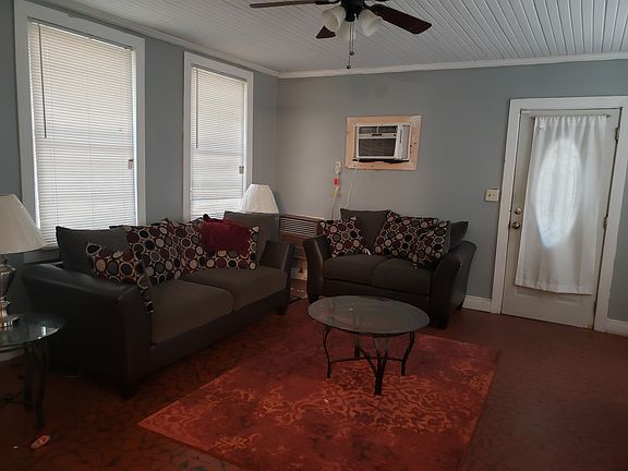 2nd image of 615 Bonita Dr