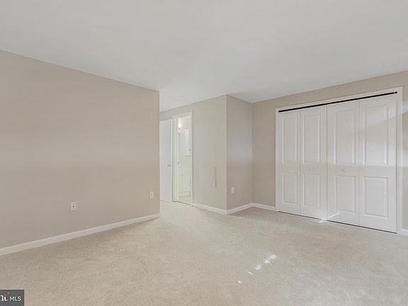 4th image of 14122 Morrison Ct