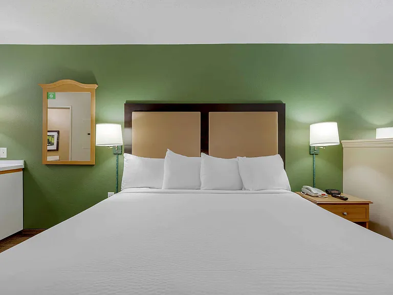 Superior Studio - 1 King Bed