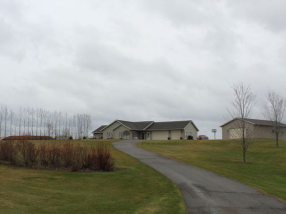 2nd image of 21507 County Highway 21