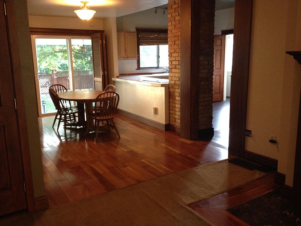 1st image of 364 S Douglas St