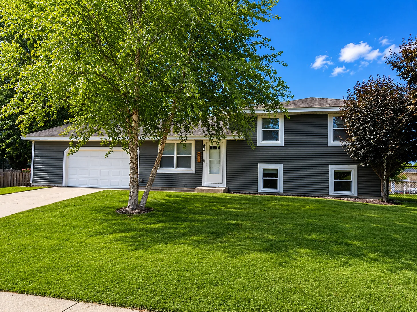 Beautiful Single Family Home with Fabulous Yard! — Photo 1