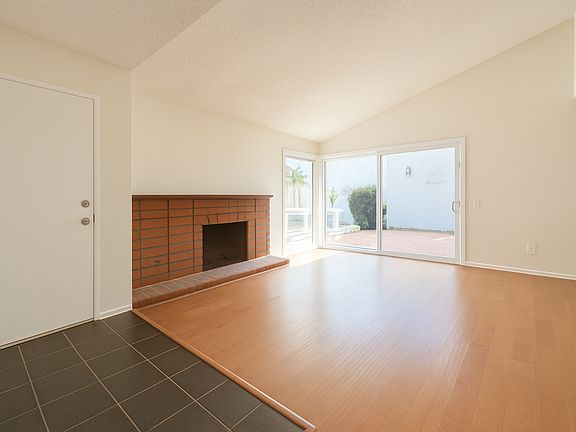 3rd image of 7096 Island Village Dr