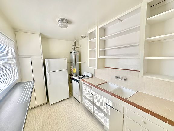 4th image of 1234 14th St #A