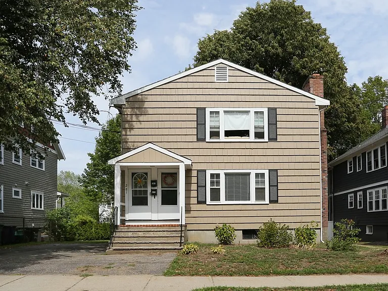 279 Auburndale Ave #279 — Photo 1