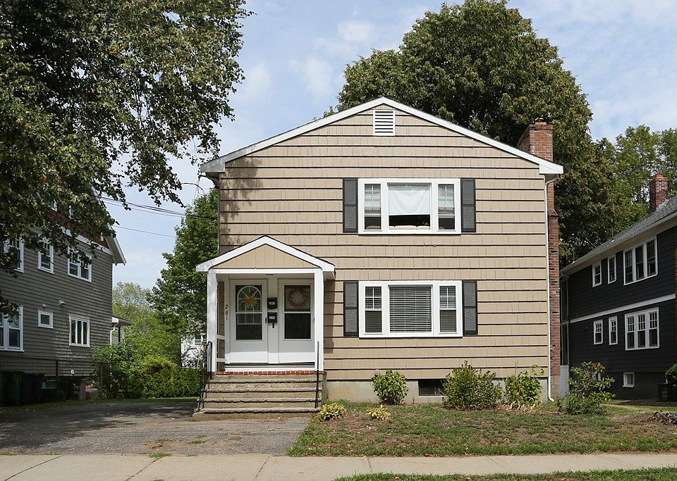 1st image of 279 Auburndale Ave #279
