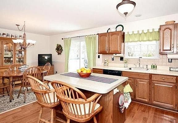 Kitchen/Dining