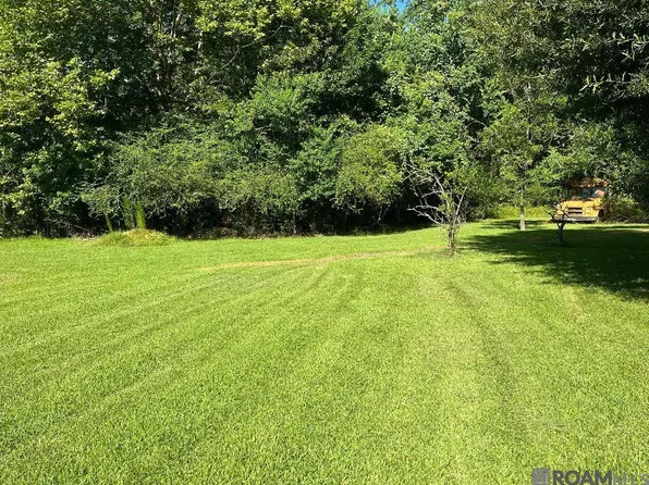 352 Genola Rd, Clinton, LA 70722