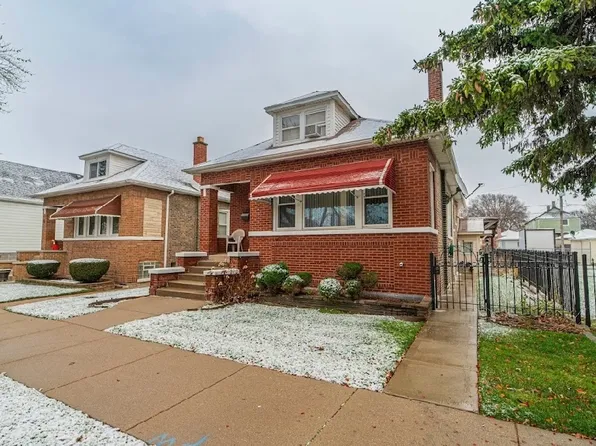 9635 S Escanaba Ave, Chicago, IL 60617