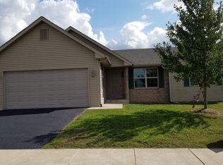 1939 Burnett Dr, Belvidere, IL 61008