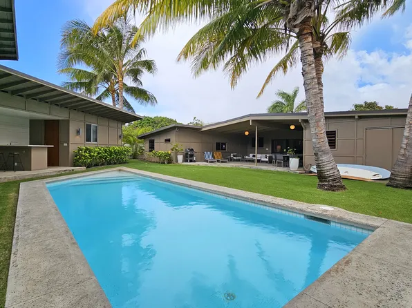 111 Hind Dr, Honolulu, HI 96821