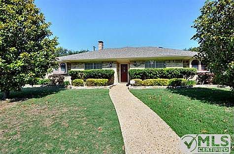 1st image of 2945 Shalimar Dr