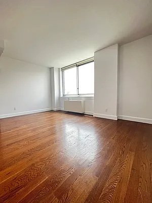 Rented by The Dermot Realty Management Company | media 14