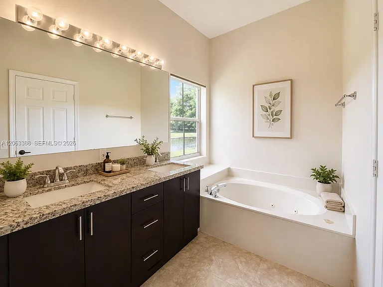837 Tanglewood Cir — Photo 13