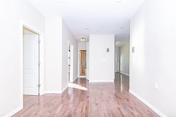 Rented by MySpaceNYC | media 1