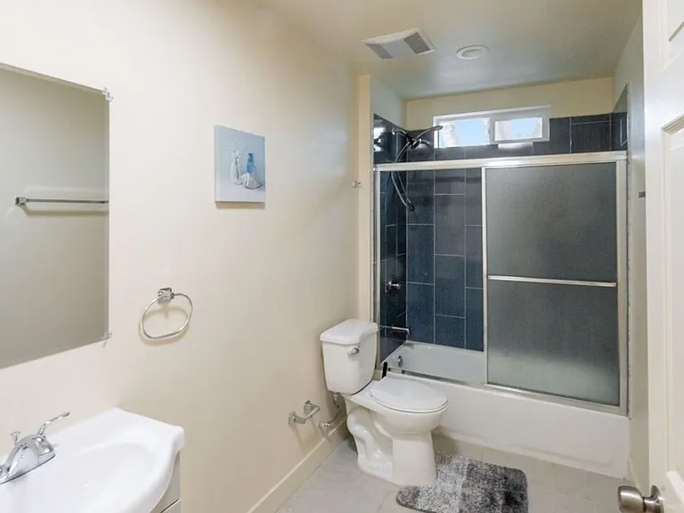 4828 McKinley Ave — Photo 14