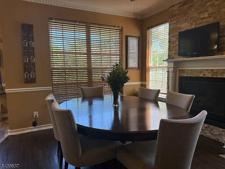 21 Haddenford Dr — Photo 38